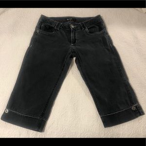 Women’s Rewind black/grey jeans.